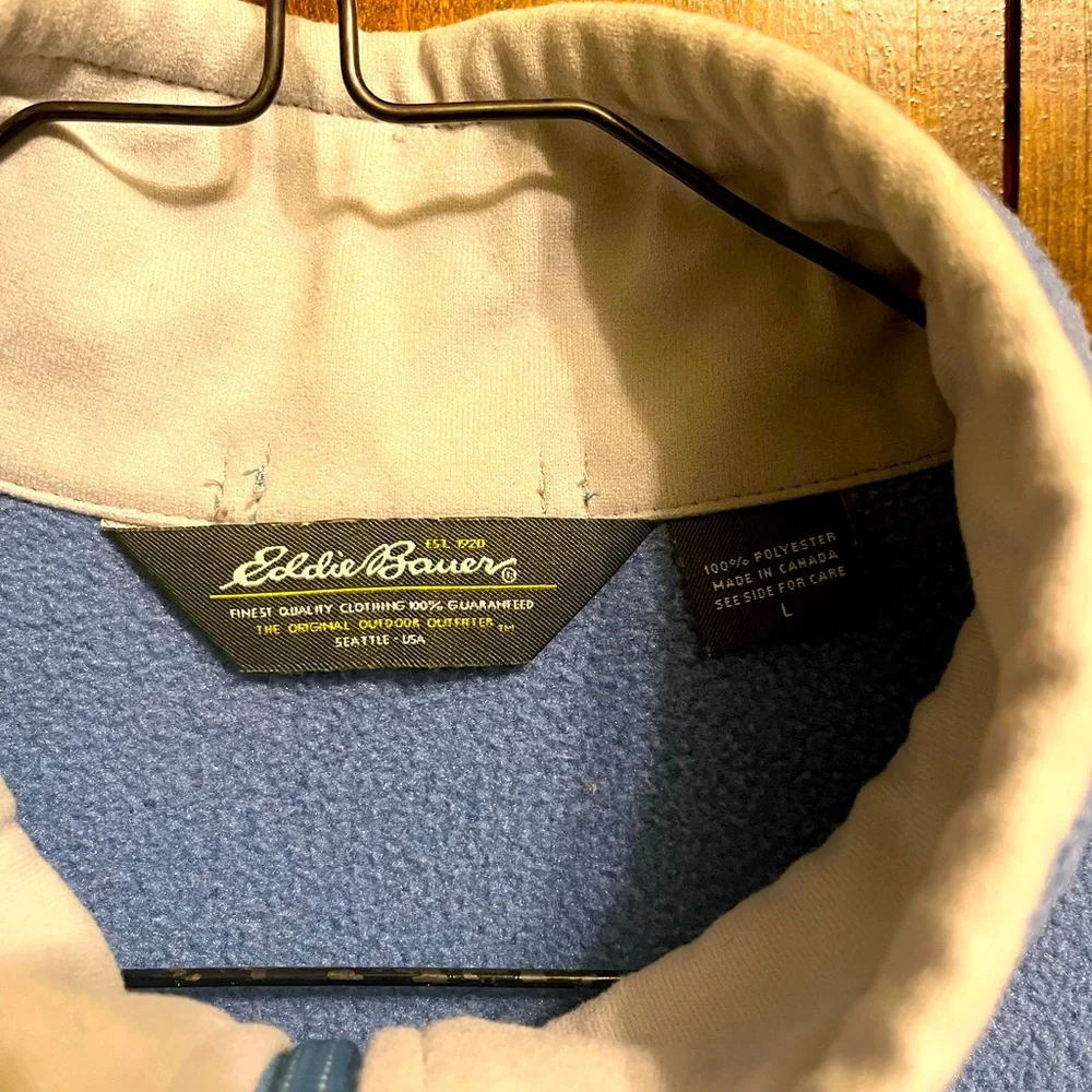Eddie Bauer vest. - Picture 2 of 2